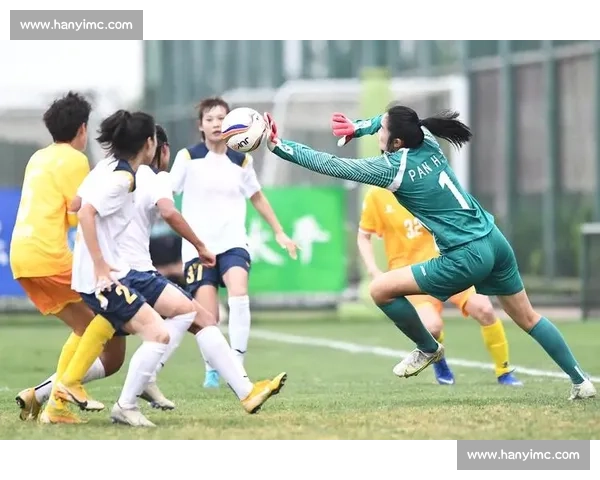 北京女足主场 2-0 完胜广东队 王珊珊王新灵建功