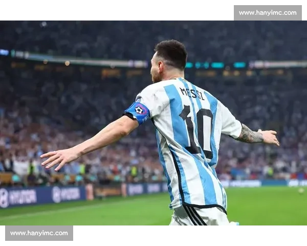 梅西暴怒挥拳维蒂尼亚！世俱杯冲突引爆足坛争议，赛后拥抱上演戏剧性反转